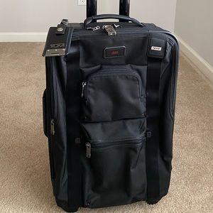 TUMI Alpha Bravo 20”-22” carryon suitcase